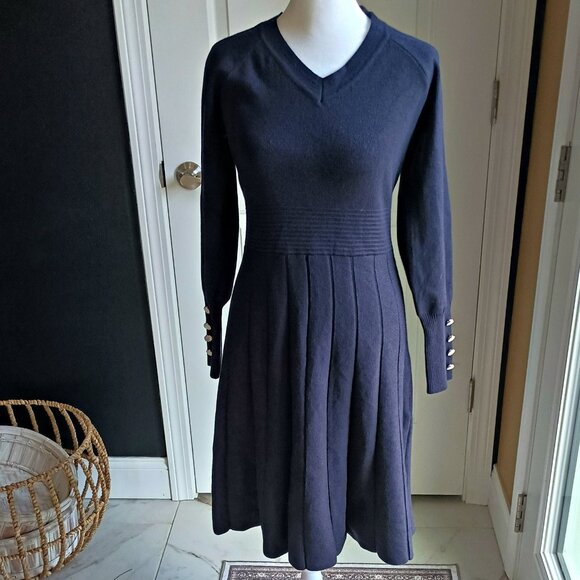 EXQUISITE BOUTIQUE PLEATED Sweater KNIT DRESS - Picture 5 of 5